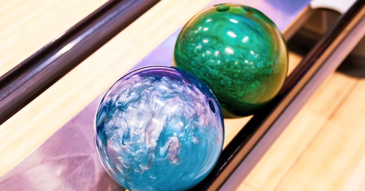 how much does a custom bowling ball cost